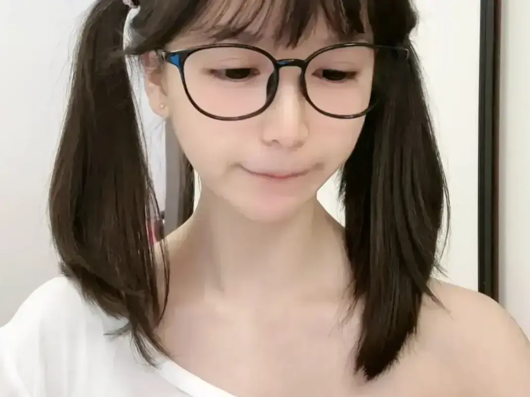 《萌小栖》天才交易员咯咯哒vlog原视频无删减全集 - 《萌小栖》极速获取免费资源下载完整版 - 高清纯净观影沉浸感拉满值得二刷
