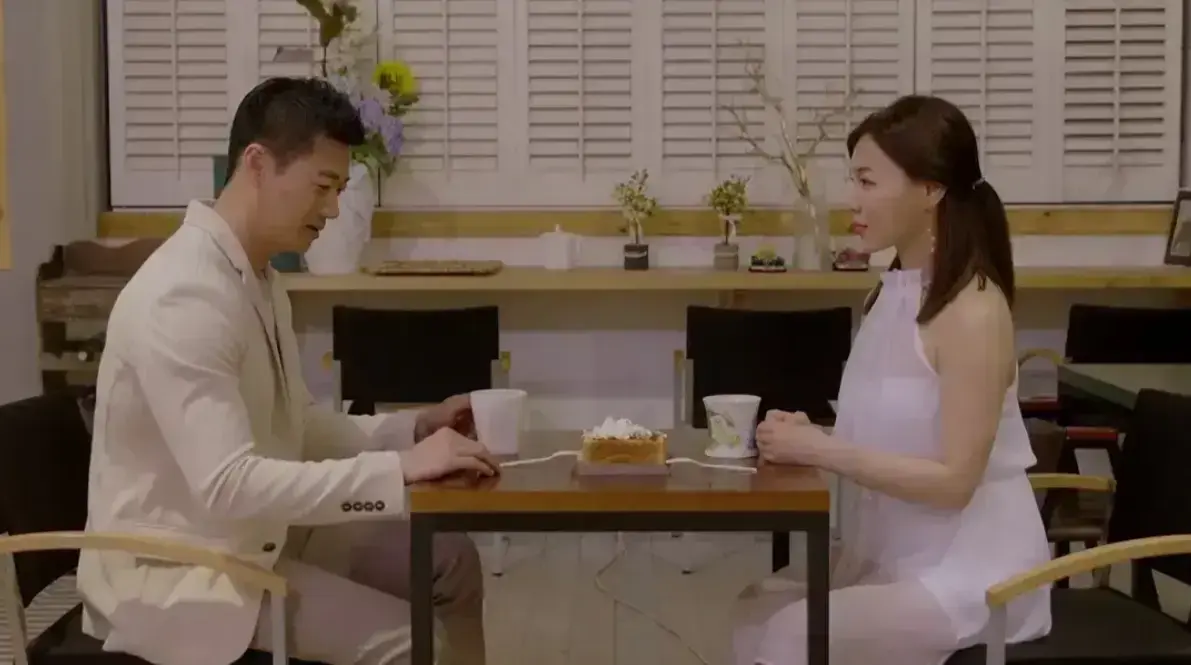 《邻居家妻子》我邻居的老婆与내 이웃의 아내-韩国电影未删减1080P韩语中字-百度网盘夸克迅雷下载-高清资源全集在线观看