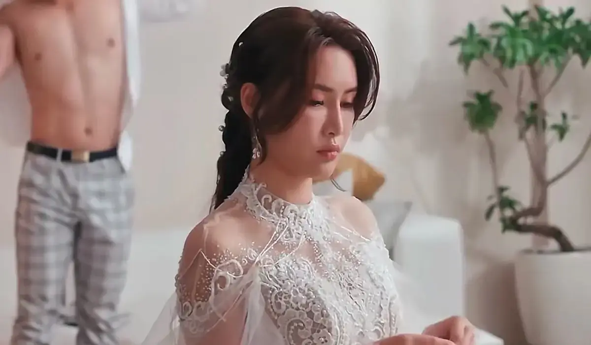 《小凤新婚》完整版在线看-苏畅艾熙主演全集无删减-高清画质免费放送小凤新婚-无需会员免广告云端秒存