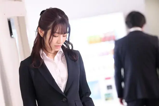 日本伦理片《和部长一起去出差旅》高清未删减中字在线观看-资源下载免费播放完整版-出差加班全程无删减
