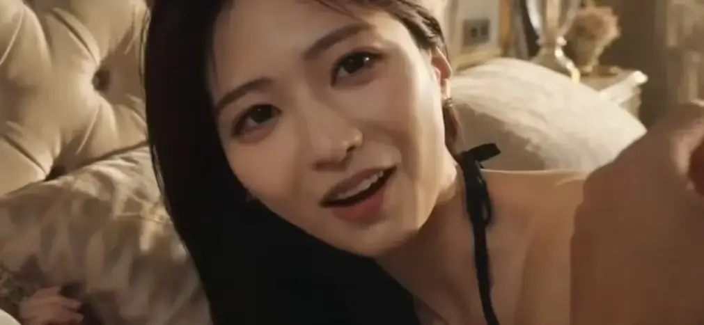《B中爱情故事》AI智能短剧全集高清免费在线观看-资源下载-重逢篇HD蓝光未删减版-阿里云盘一键转存星空影院播放